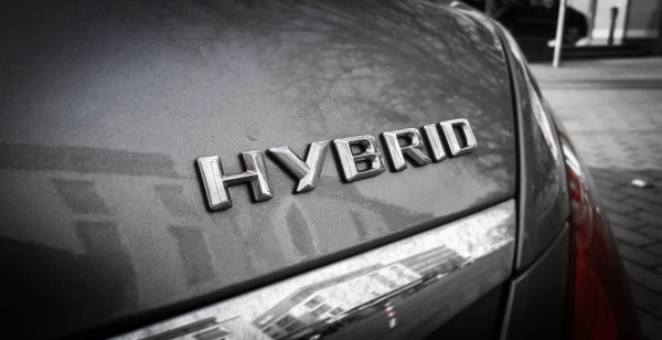 Hybrid-Schriftzug Mercedes-Benz S 400 Hybrid