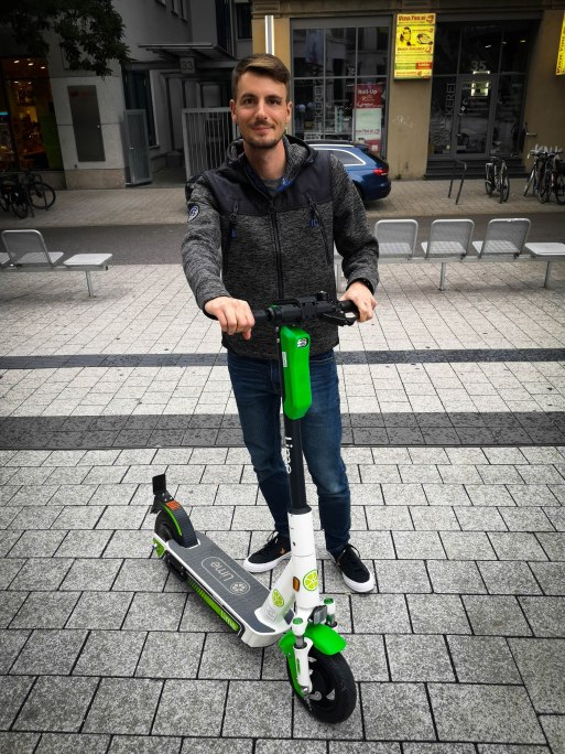 Unterwegs mit dem Lime E-Scooter